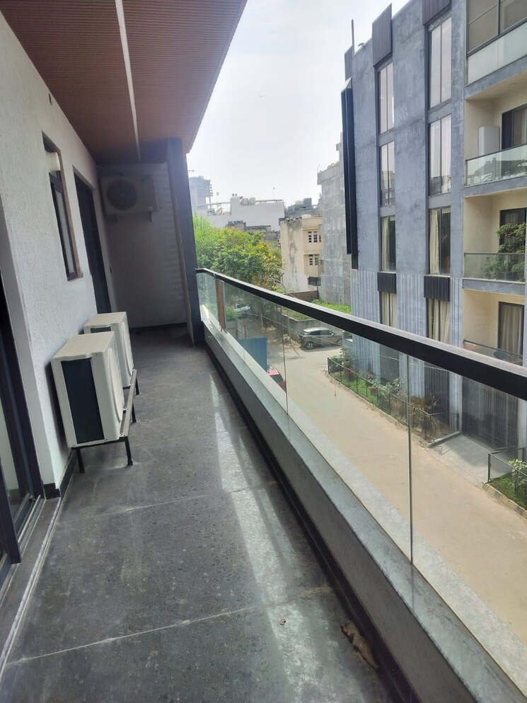 Balcony, sector 57 2.5 Bedroom 1200 Sq.Ft. Builder Floor In Sector 57 Gurgaon 9465007