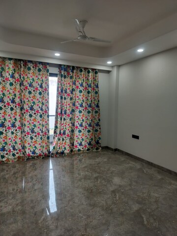 Bedroom in 2.5 BHK Builder Floor at Sector 57 – for Rent