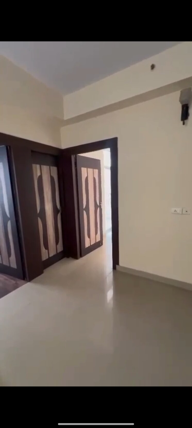 Room, galaxy-royale 2.5 Bedroom 1195 Sq.Ft. Apartment In Gaur City 2 Greater Noida 9465015