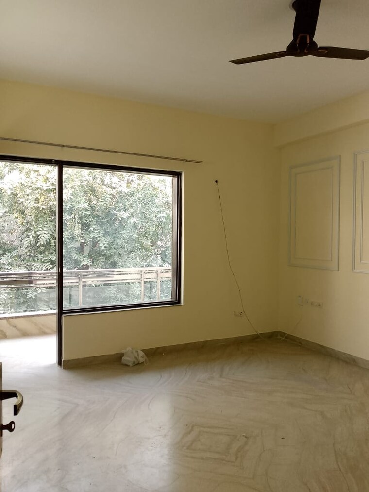 Room, sector 57 2.5 Bedroom 1300 Sq.Ft. Builder Floor In Sector 57 Gurgaon 9465037