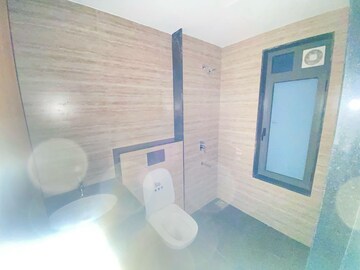 Bathroom in 3 BHK Apartment at Lodha Vista, Lower Parel – for Sale