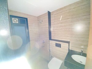 Bathroom in 3 BHK Apartment at Lodha Vista, Lower Parel – for Sale