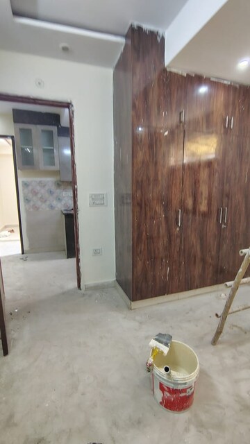 Bathroom in 3 BHK Builder Floor at Dwarka Mor – for Rent