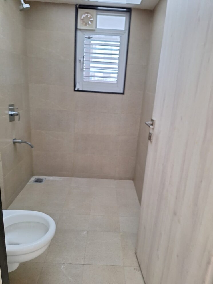 Bathroom, nandan-prospera-gold 3 Bedroom 1604 Sq.Ft. Apartment In Balewadi Pune 9465062