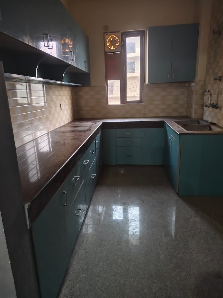 Kitchen, sector 52 3 Bedroom 2100 Sq.Ft. Builder Floor In Sector 52 Gurgaon 9465077