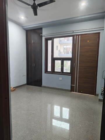 3 BHK Builder Floor For Rent in Sector 52