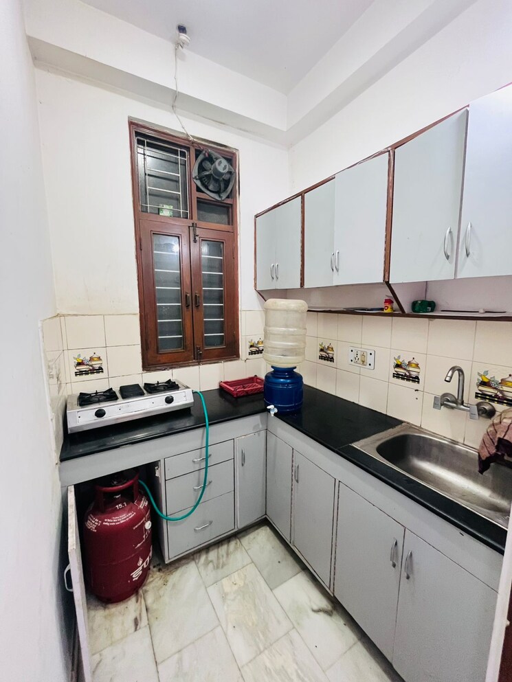 Kitchen, panchsheel vihar 1 Bedroom 500 Sq.Ft. Apartment In Panchsheel Vihar Delhi 9465070