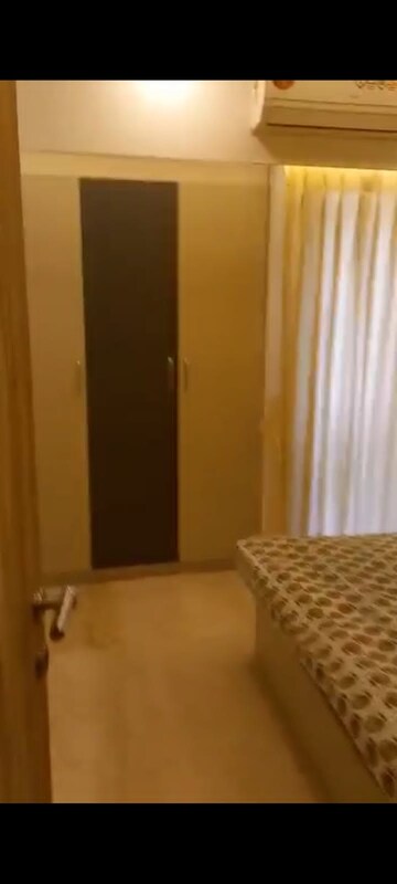 Bedroom in 2 BHK Apartment at Venus Towers Andheri West, Andheri West – for Rent