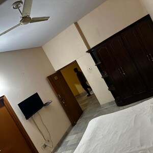 Team Area in 6+ BHK Independent House at Gomti Nagar – for Rent