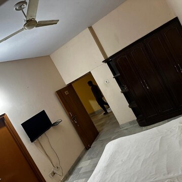 Team Area in 6+ BHK Independent House at Gomti Nagar – for Rent