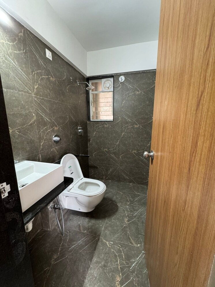 Bathroom, rachna-lifestyle-bella-casa 3 Bedroom 1800 Sq.Ft. Apartment In Baner Pune 9465123