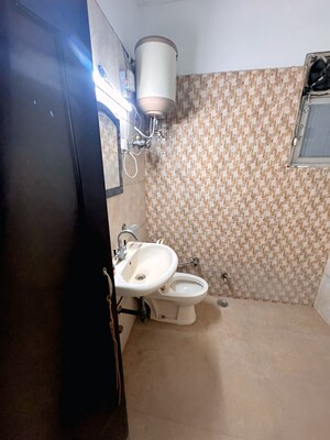 Bathroom in 3 BHK Builder Floor at Old Rajinder Nagar – for Rent