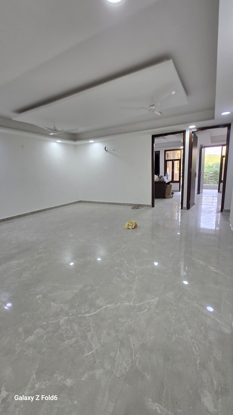 undefined, chattarpur 3 Bedroom 1500 Sq.Ft. Builder Floor In Chattarpur Delhi 9465153