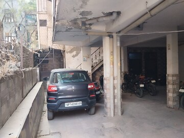 Parking in 2 BHK Apartment at Bhumi Apartments, Shalimar Garden – for Sale