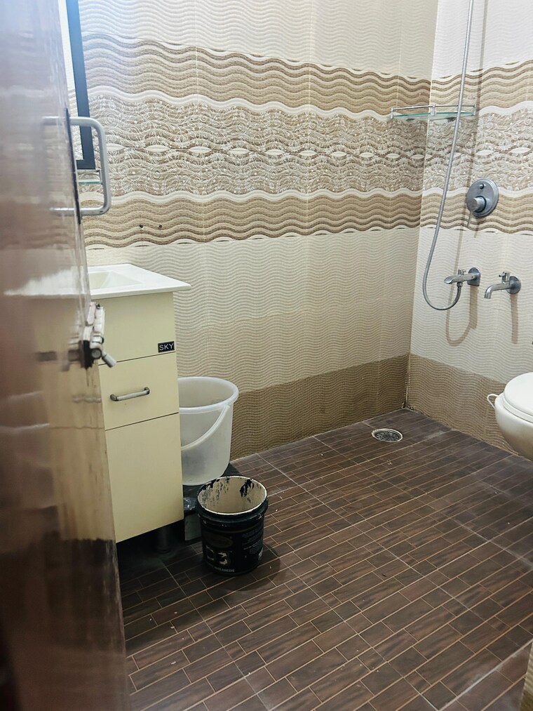 Bathroom, mansa devi 2 Bedroom 900 Sq.Ft. Apartment In Mansa Devi Panchkula 9465170