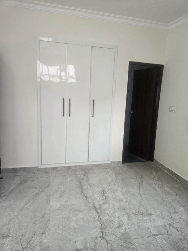 Room, mansa devi 4 Bedroom 2000 Sq.Ft. Builder Floor In Mansa Devi Panchkula 9465201
