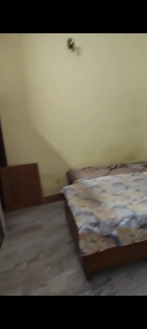 2 BHK Builder Floor For Rent in Sector 21