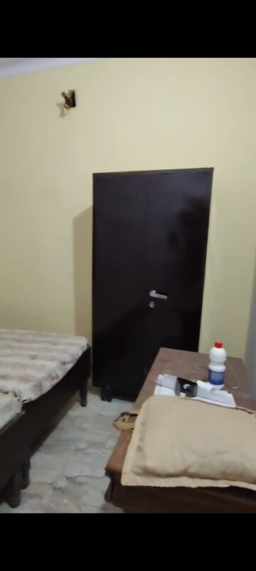 Furnished Amenities in 2 BHK Builder Floor at Sector 21 – for Rent