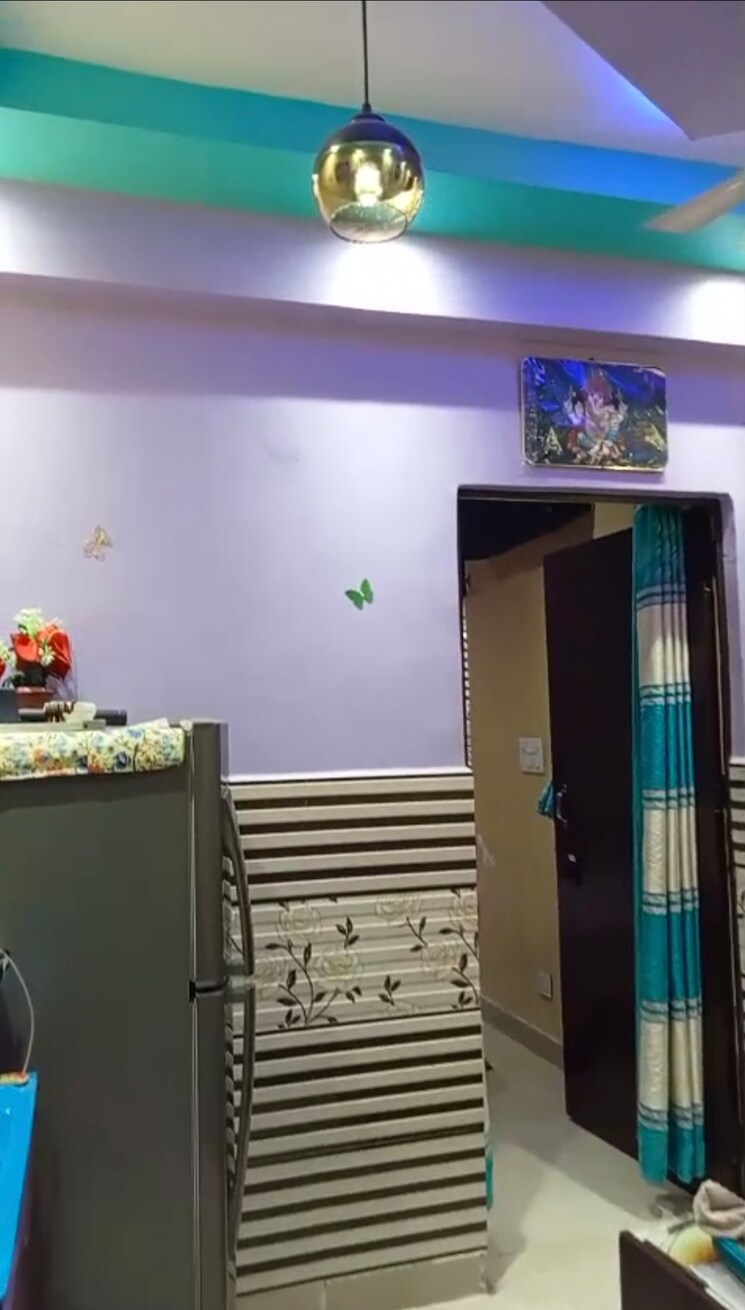 undefined, sector 10 greater noida 1.5 Bedroom 30 Sq.Mt. Apartment In Sector 10 Greater Noida Greater Noida 9465215