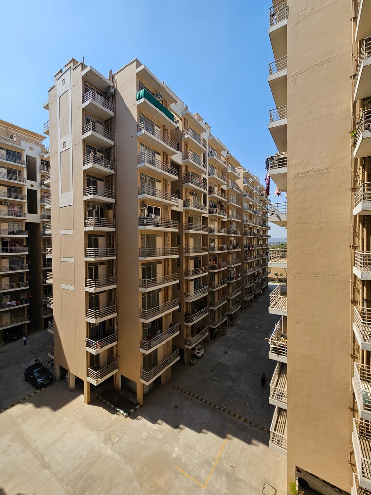 Exterior View, breez-global-heights 2 Bedroom 800 Sq.Ft. Apartment In Sohna Sector 33 Gurgaon 9465218