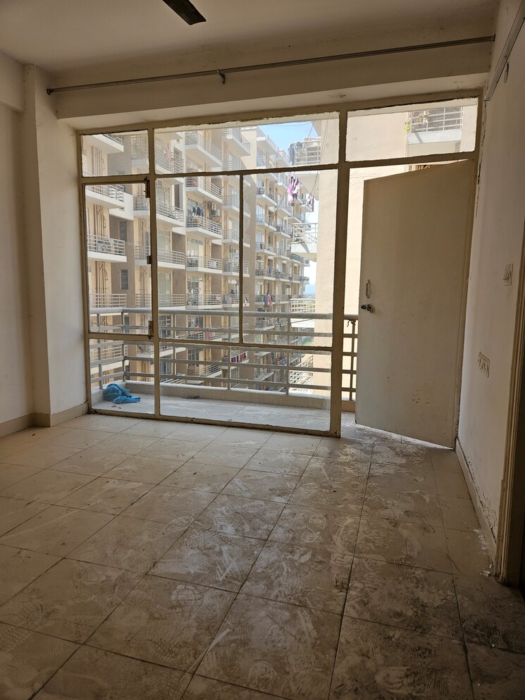 Balcony, breez-global-heights 2 Bedroom 800 Sq.Ft. Apartment In Sohna Sector 33 Gurgaon 9465218