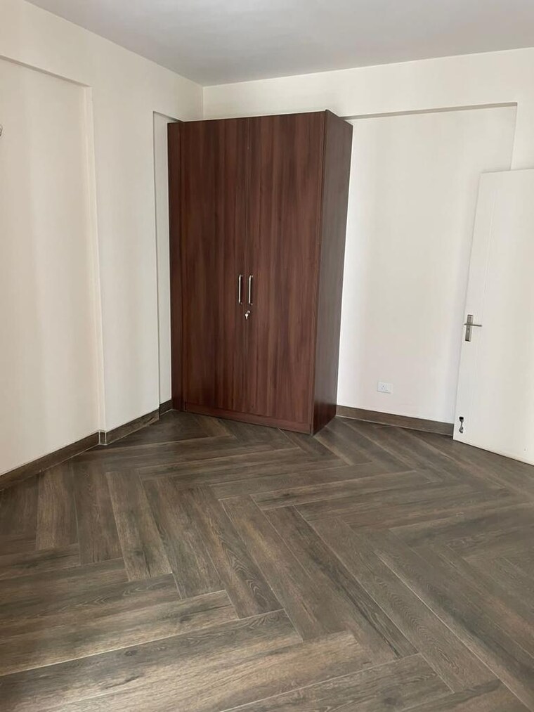 Room, wave-executive-floors 2 Bedroom 900 Sq.Ft. Builder Floor In Wave City Ghaziabad 9465239