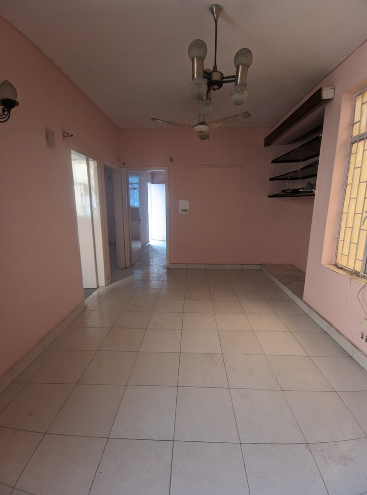 undefined, eros-southend-apartments 2 Bedroom 827 Sq.Ft. Apartment In Charmwood Village Faridabad 9465261