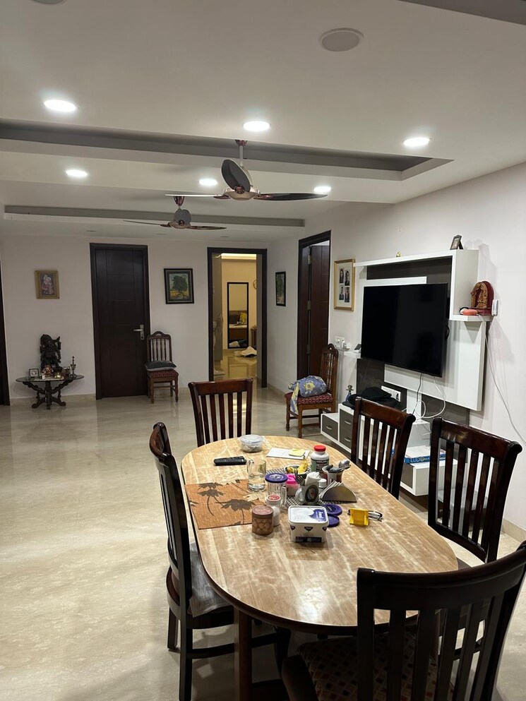 Living Room, palam vihar 4 Bedroom 3600 Sq.Ft. Builder Floor In Palam Vihar Gurgaon 9465314