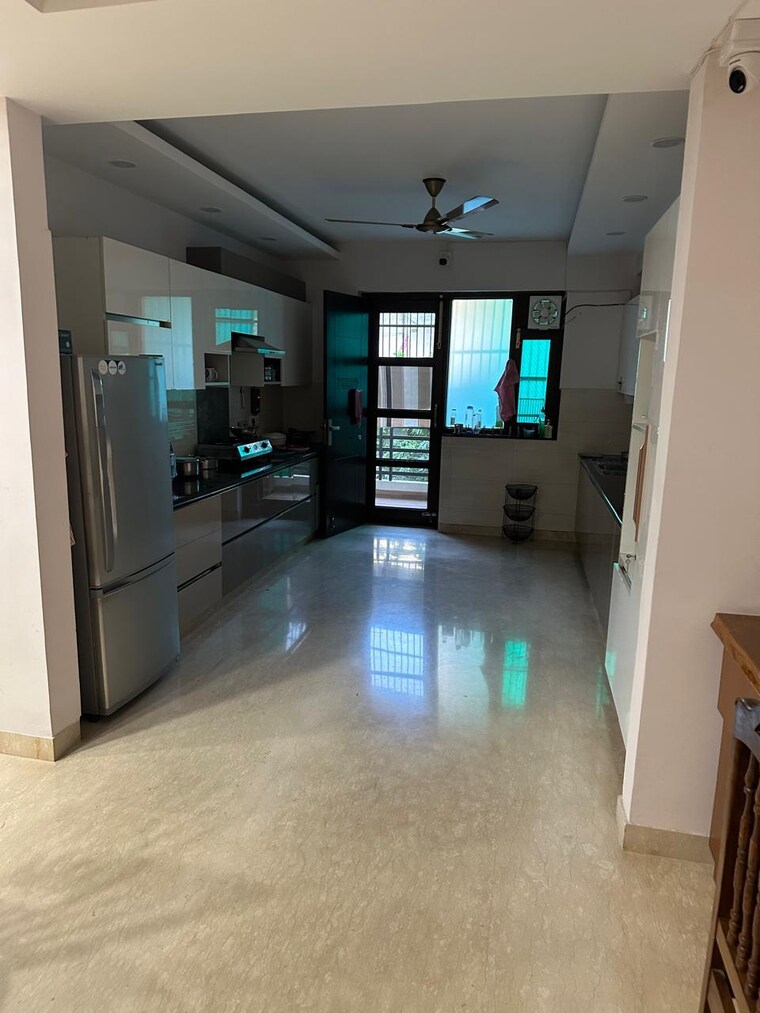 Room, palam vihar 4 Bedroom 3600 Sq.Ft. Builder Floor In Palam Vihar Gurgaon 9465314