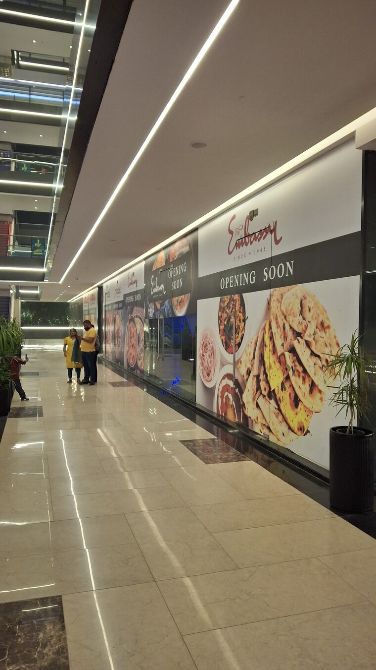  Parking, elan-epic Commercial Shop 500 Sq.Ft. In Sector 70 Gurgaon 9465328