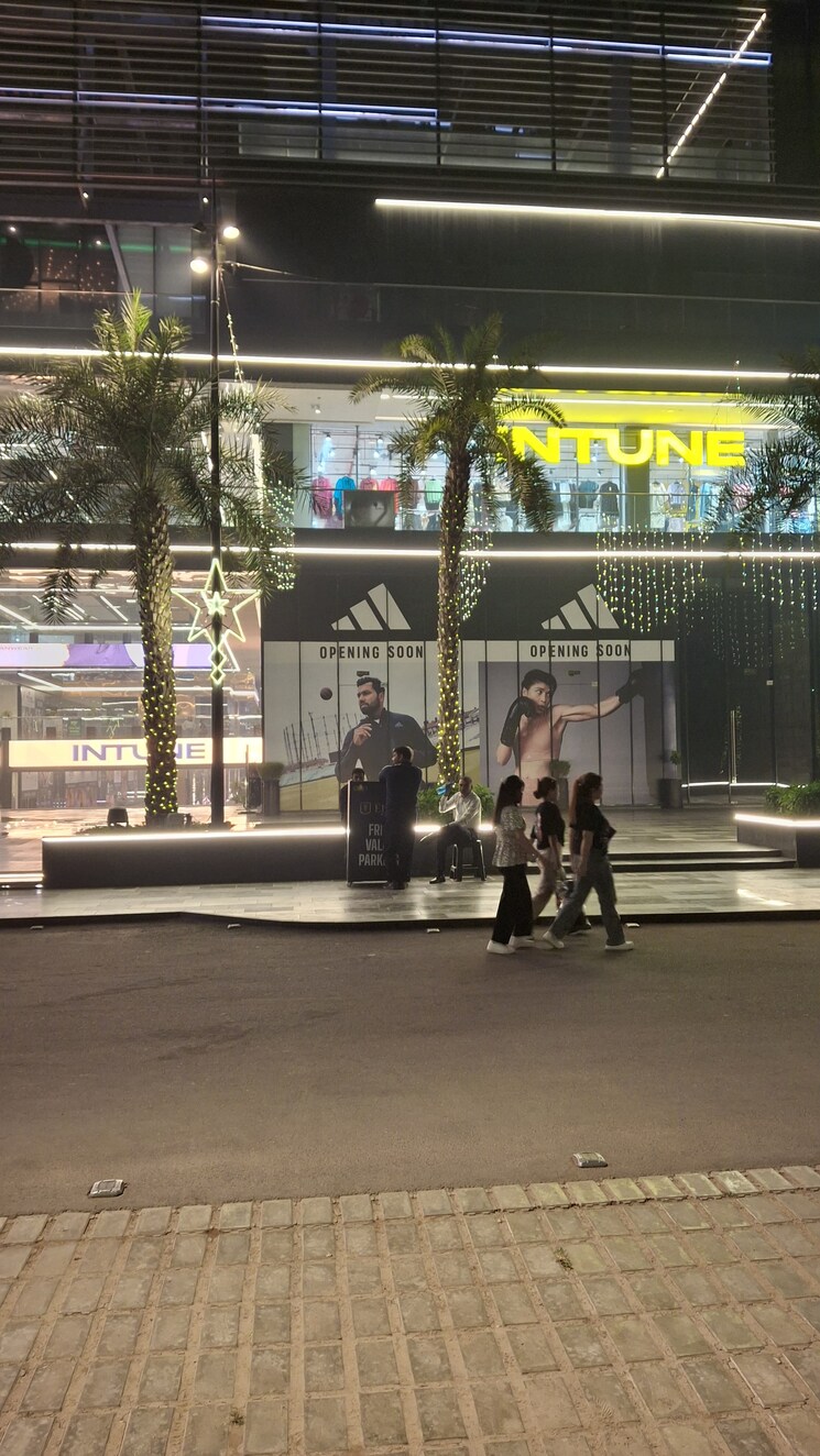 Gym, elan-epic Commercial Shop 500 Sq.Ft. In Sector 70 Gurgaon 9465328