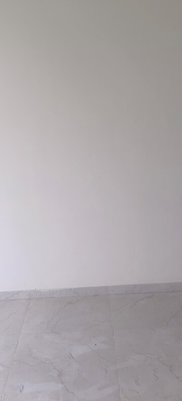 Room in 2 BHK Apartment at Sunteck MaxxWorld 5, Naigaon East – for Rent