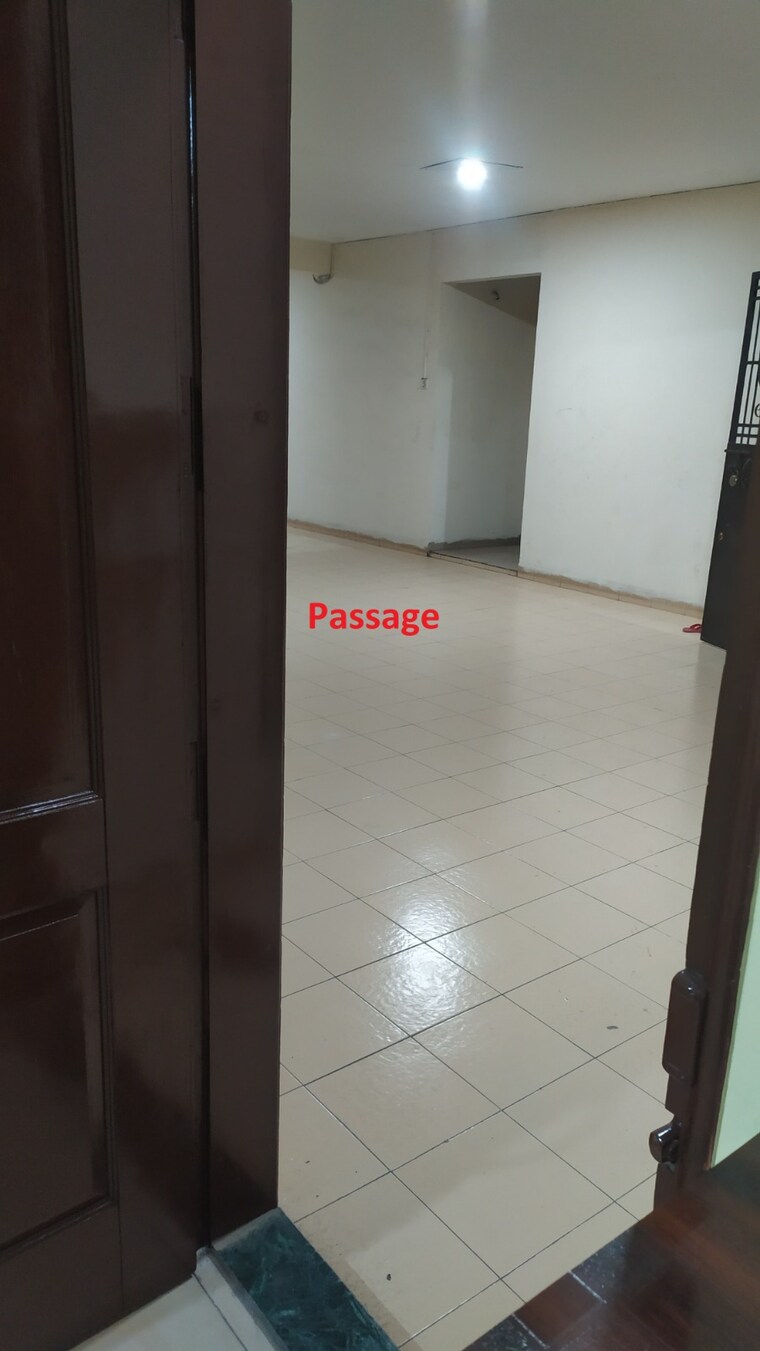 Bathroom, shree-wakad-central-park 2 Bedroom 875 Sq.Ft. Apartment In Wakad Pune 9465337