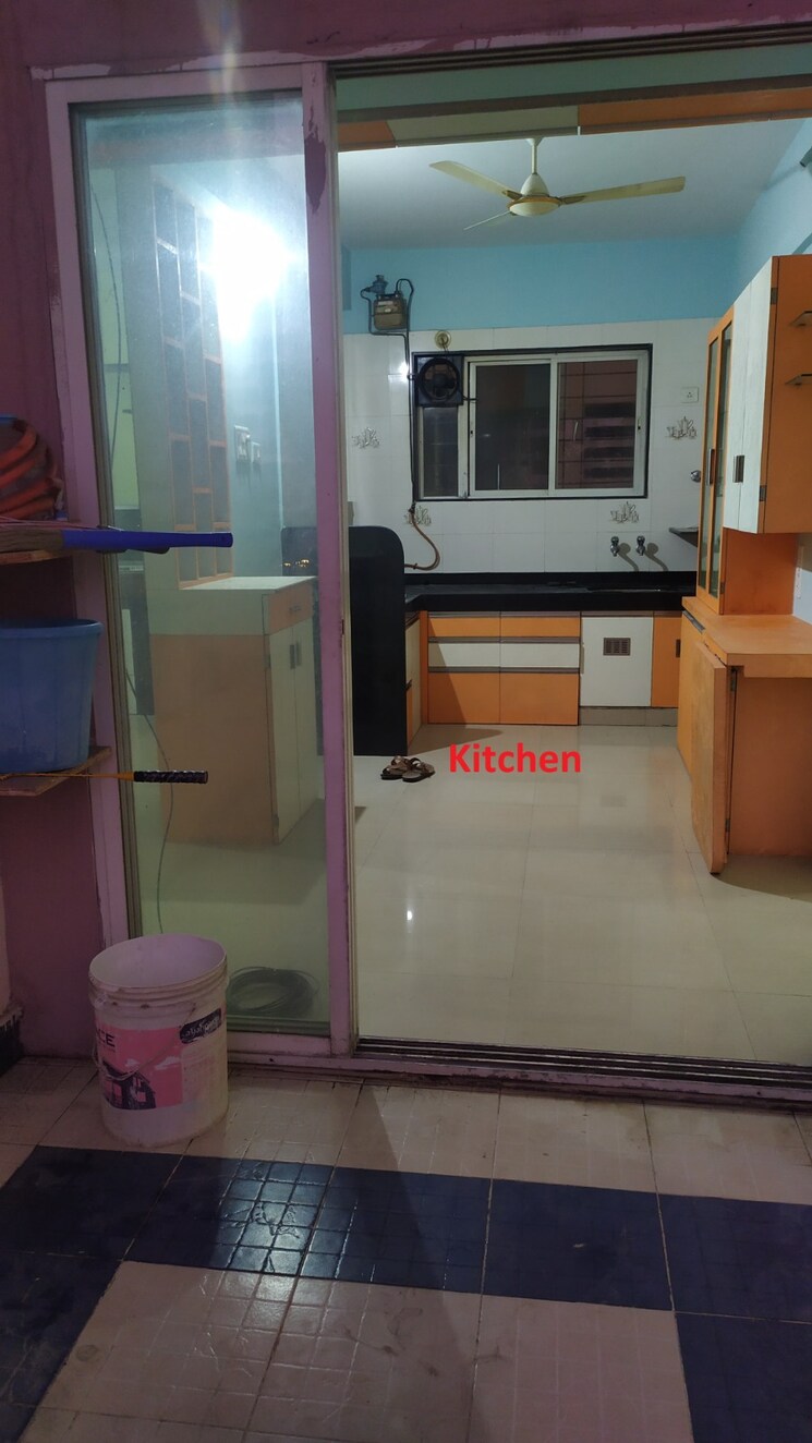 Bathroom, shree-wakad-central-park 2 Bedroom 875 Sq.Ft. Apartment In Wakad Pune 9465337