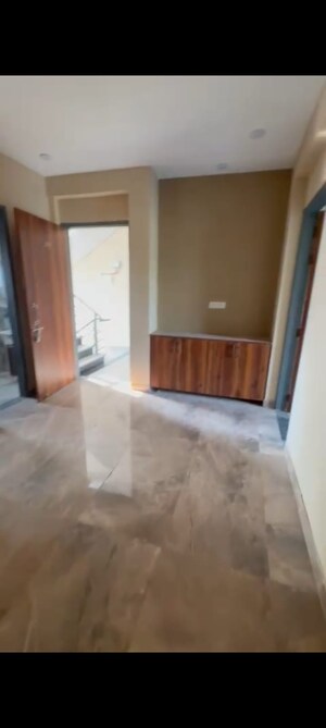 Room in 2 BHK Builder Floor at Sector 23a – for Rent