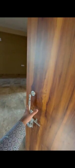 Furnished Amenities in 2 BHK Builder Floor at Sector 23a – for Rent