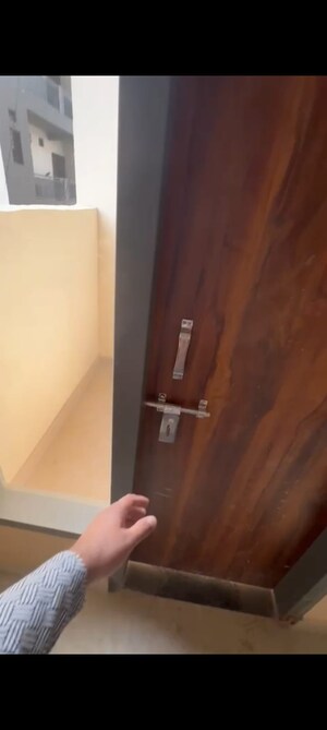 Furnished Amenities in 2 BHK Builder Floor at Sector 23a – for Rent