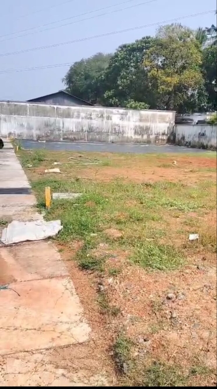 undefined, ollur  3049 Sq.Ft. Plot In Ollur Thrissur 9465363