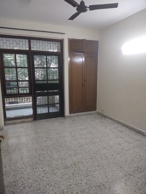 3 BHK Apartment For Rent in Eros Cliffton Apartments, Charmwood Village
