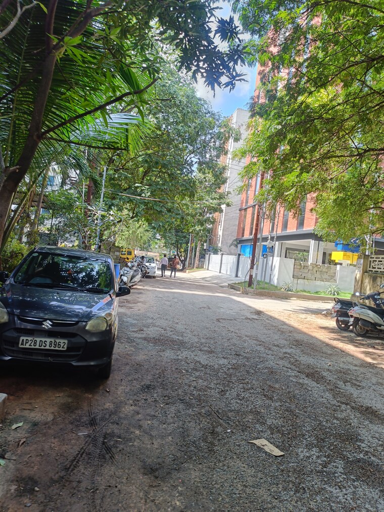  Parking, ten-madhapur Commercial Office Space 4500 Sq.Ft. In Madhapur Hyderabad 9465389