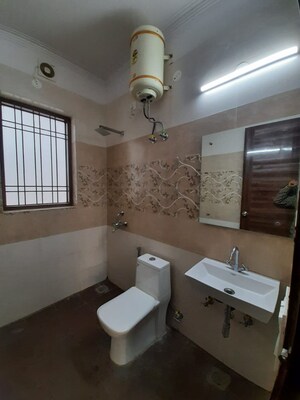 Bathroom in 2 BHK Builder Floor at RWA Residential Society Sector 46, Sector 46 – for Rent