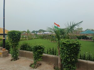  Plot – Garden View at Sector 33 Yamuna Expressway - for Sale