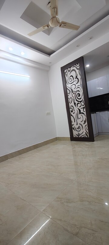 1 BHK Builder Floor For Rent in Chattarpur