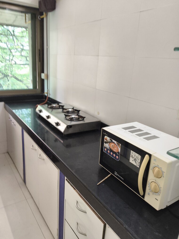 Kitchen, vile parle west 2 Bedroom 700 Sq.Ft. Apartment In Vile Parle West Mumbai 9465436