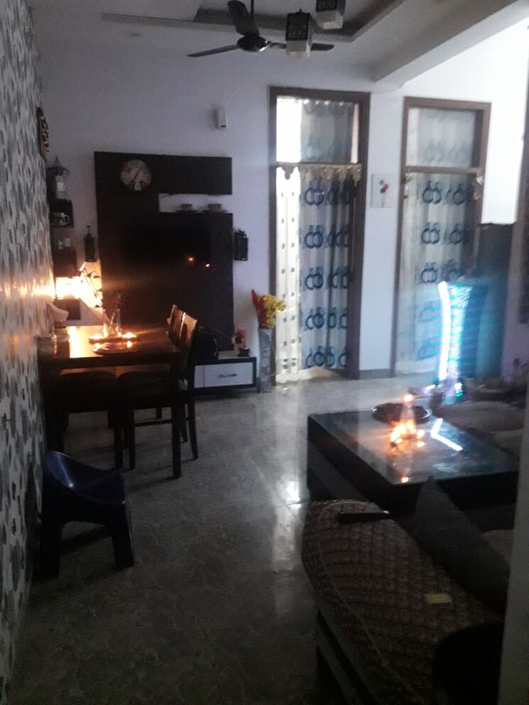 Living Room, gyan khand 3 Bedroom 1400 Sq.Ft. Builder Floor In Gyan Khand Ghaziabad 9465445