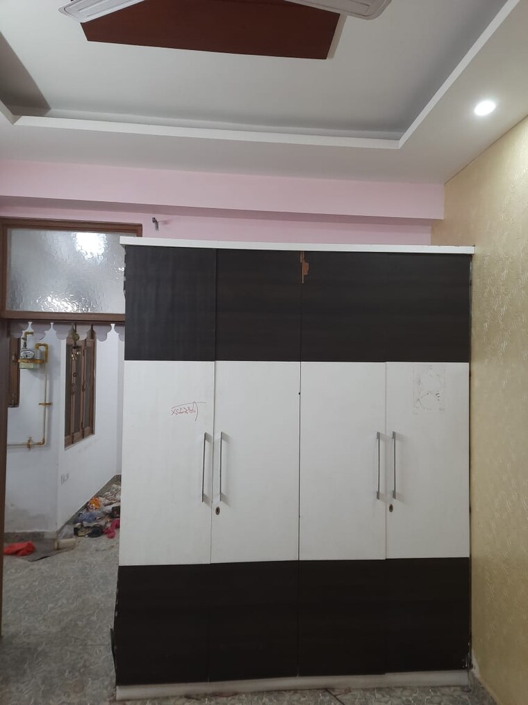 Kitchen, gyan khand 3 Bedroom 1400 Sq.Ft. Builder Floor In Gyan Khand Ghaziabad 9465445