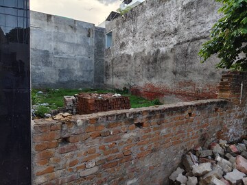  Plot – Exterior View View at Jankipuram - for Sale