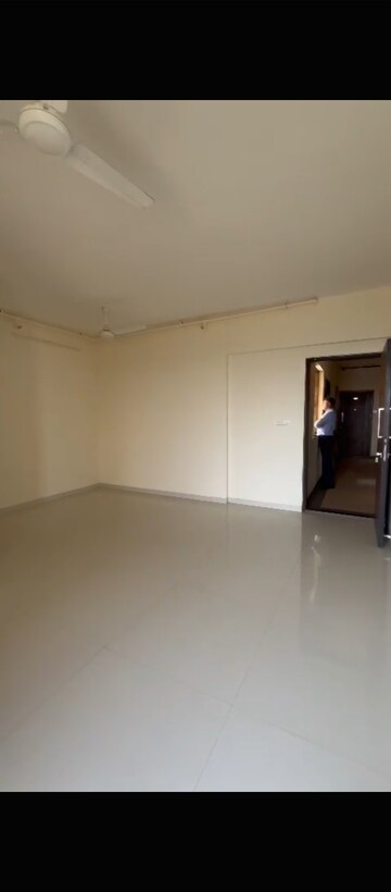 Room in 1 BHK Apartment at Oak House Manpada, Manpada – for Rent
