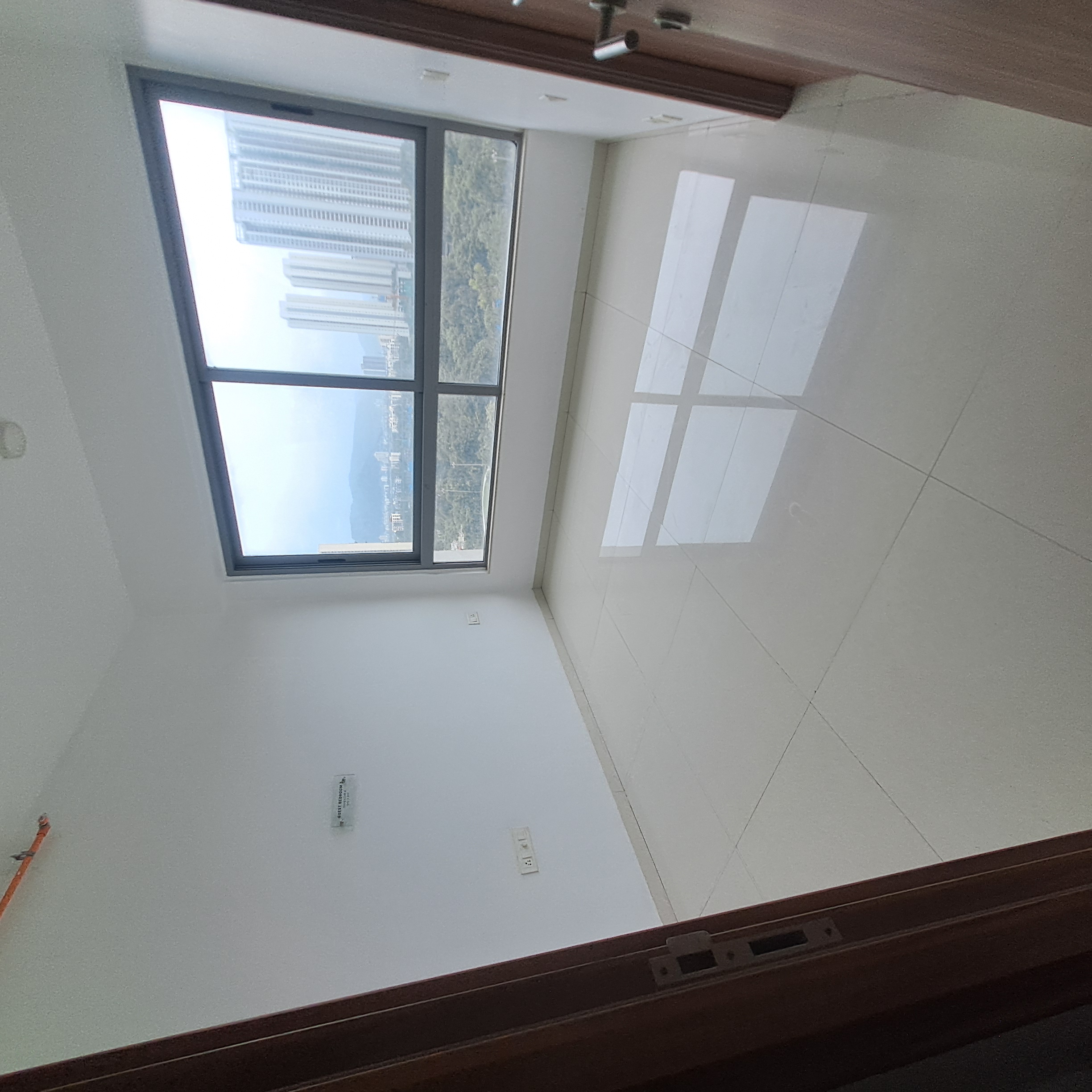 3 BHK Apartment For Sale in Oberoi Realty Enigma And Eternia