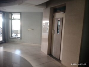 Room in 3 BHK Apartment at Chikuwadi – for Sale